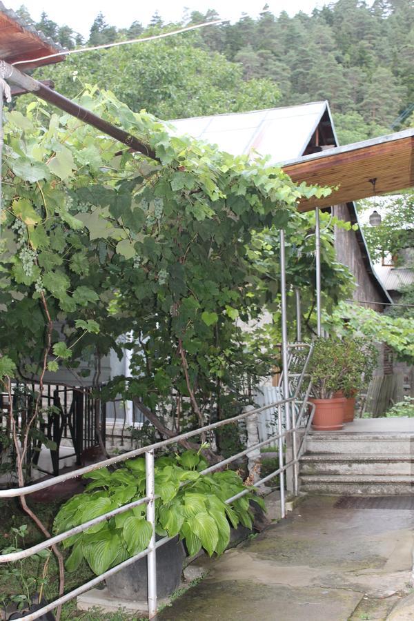 Hotel Mariko Bordschomi Exterior foto